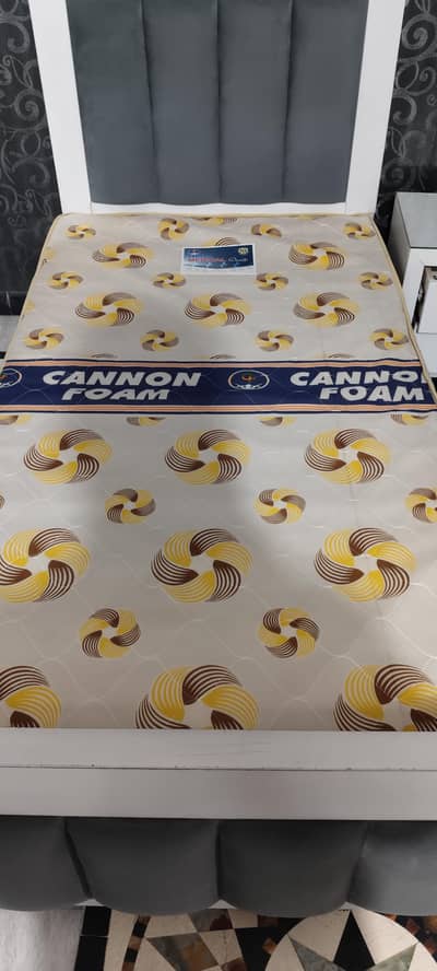 Single bed new mattress