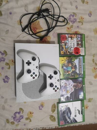 xbox one S gaming console
