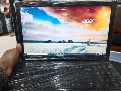 Acer Aspire E E1-522 15.6 display with 4gb ram 500 gb HDD