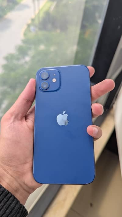 I phone 12 64 GB