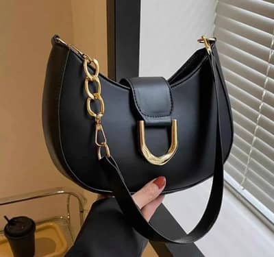 Elegant Ladies Handbag