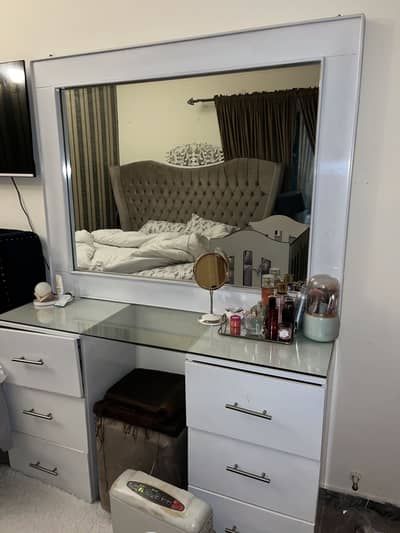 Dico paint console table/dressing