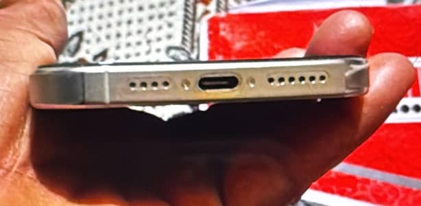 iphone 15 pro max with box charger 10/10 non PTA sim time bi ha