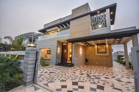 1 Kanal Upper Portion for Rent DHA Phase 7 hot location