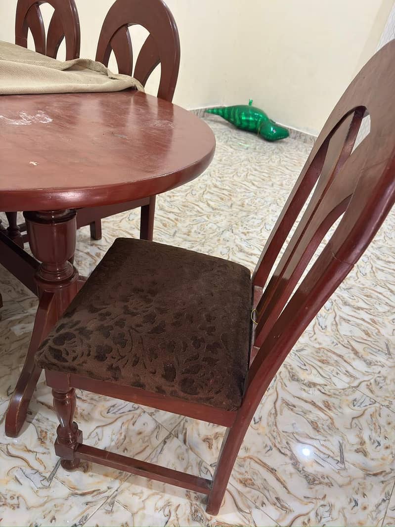 Normal used dinner table 2