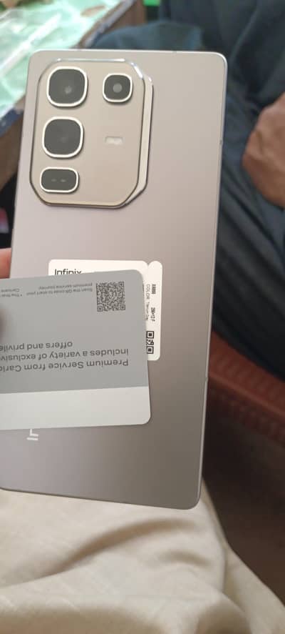 NOTE 50 pro 12gb 256 gb