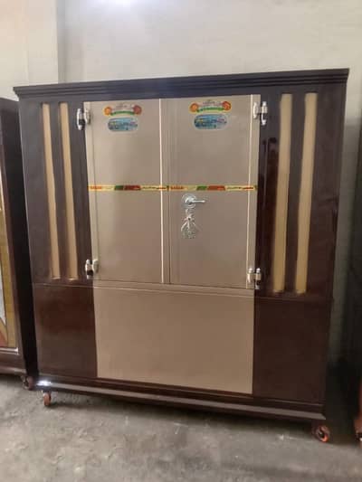 almari brand new  iron