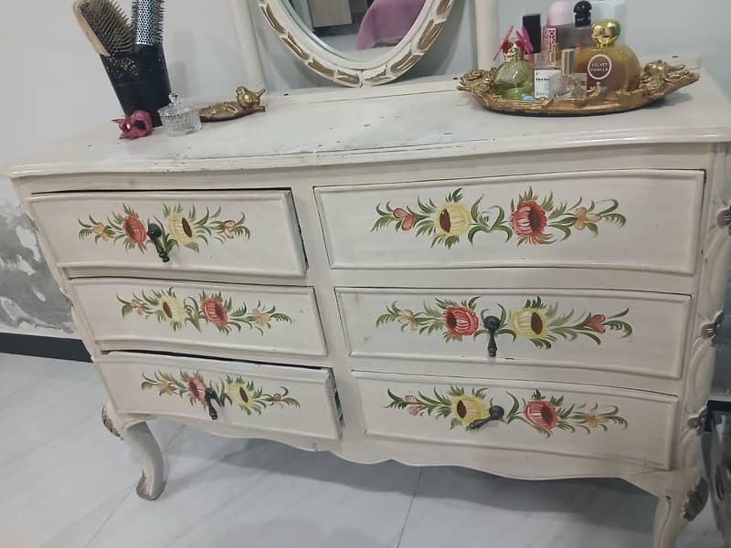 bed with side table and dressing table 6