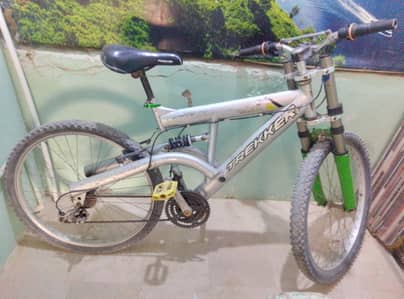 trekker cycle double jump