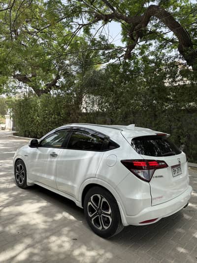 Honda Vezel 2014 | 2019 Z Sensing P. White B2B Original Guaranteed