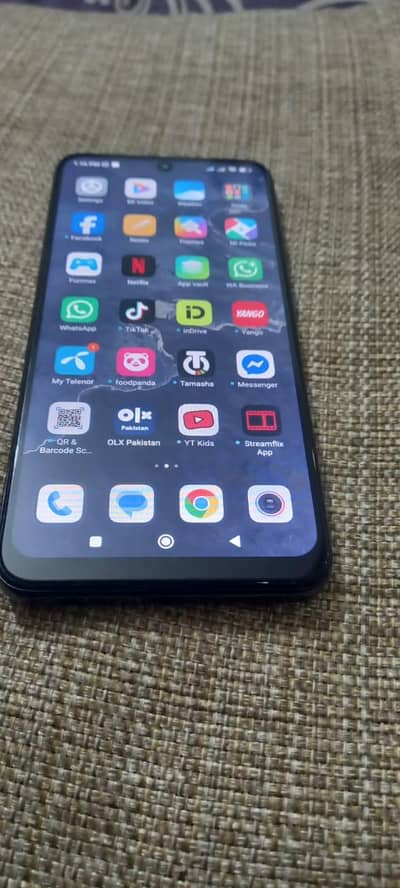 Redmi note 10 4/128 with box