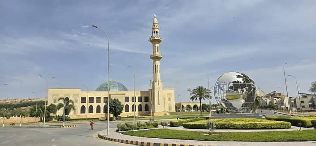 Prime Location 1260 Square Feet Flat For Sale In Beautiful Naya Nazimabad