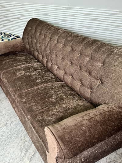 BROWN SOFA-SET