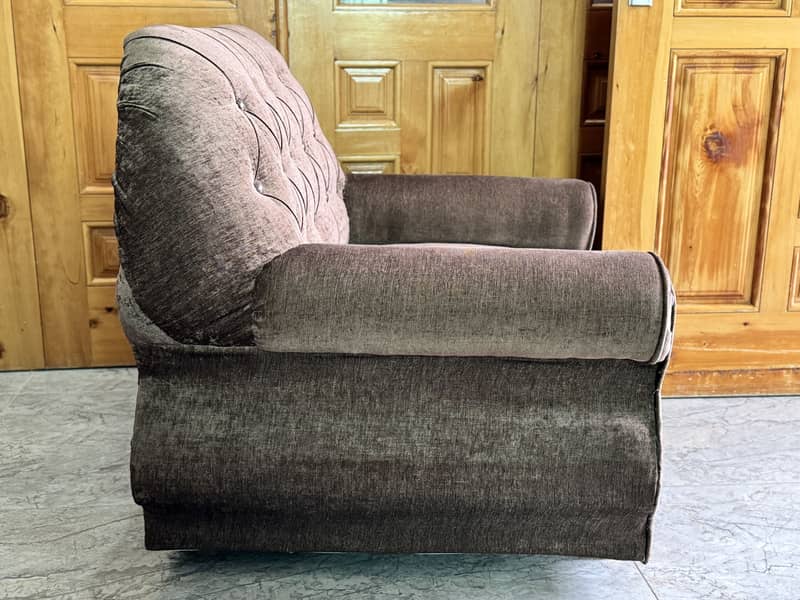 BROWN SOFA-SET 2