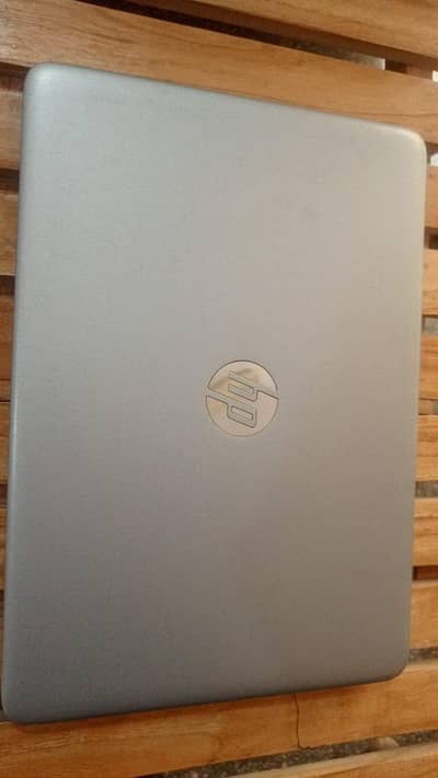 Hp Core i5 7Gen key light
