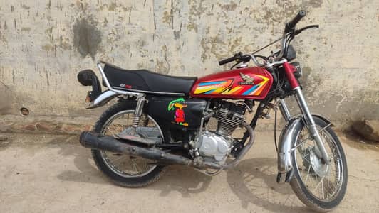 Honda 125 neat and clean all ok ha