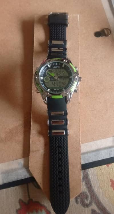 Modern Digital-Analog Wristwatch Durable, Sporty, and Sleek Design