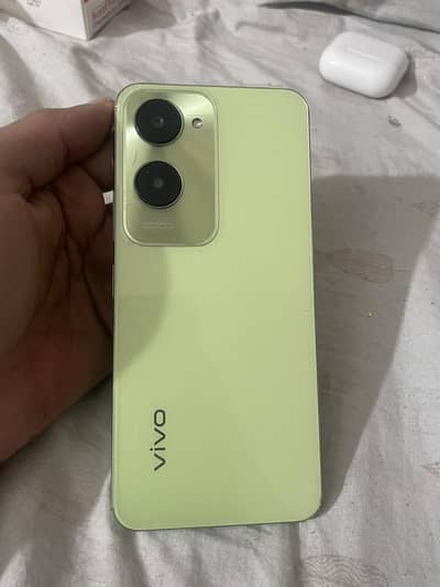Vivo Y18