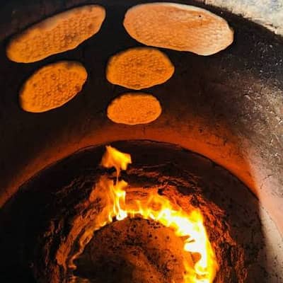 Tandoor karigar