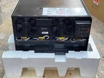 Apc Smart UPS SURT10000XLI