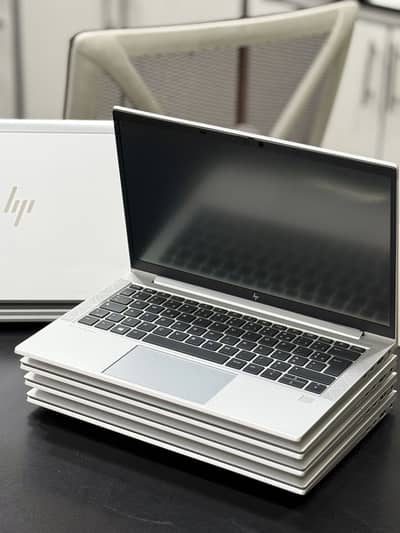 Hp Elite Book 835 G8 Ryzen 5 Pro 5650u 6 cores laptop