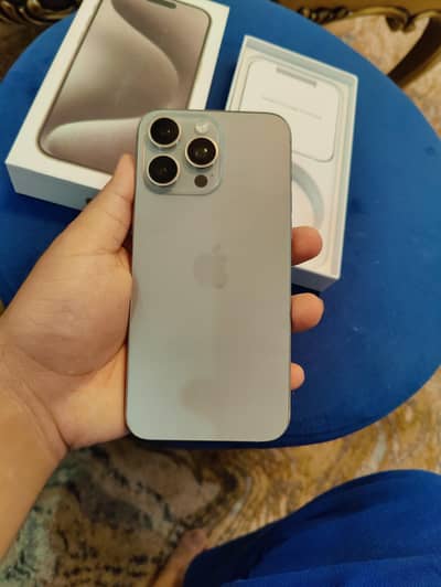 15 pro max JV 100Health 256gb waterpack With Box