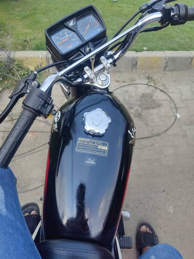 Honda 125 orignal pack bike 2024 Bata 2025 model  black color