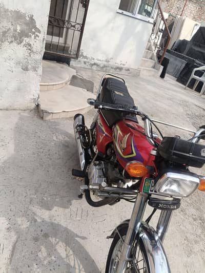 125 cc in cheap rates with good condition