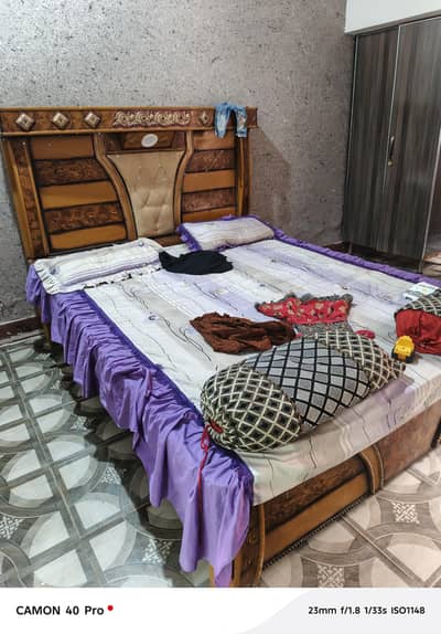 bed with metress and singhar Maz