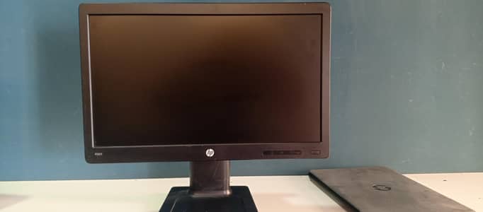 HP P203 20-inch LED Monitor - HD+ Resolution - DisplayPort & VGA