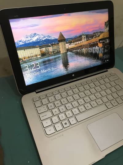 9/10 - Neat Condition - Hp Spectre x2