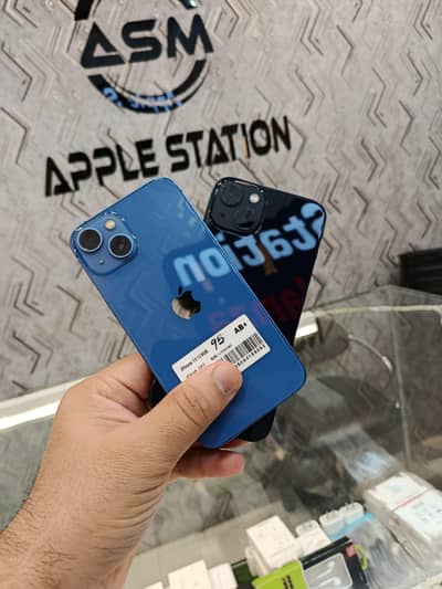 iPhone 13 pta  128gb 100bh  in apple warranty