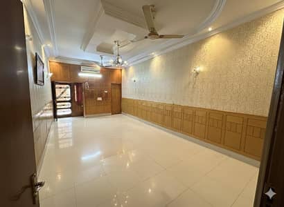 North NAZIMABAD BLOCK H Food Street Side  House for sale G+1.5 Most prime location No water issues