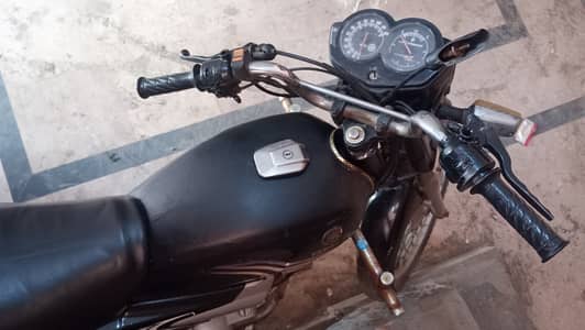 Yamaha YD-100 Junoon 2011 - Running OK - Comfirtable