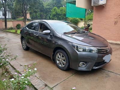 Toyota Corrolla Grande 1.8 model 2016 Climate control
