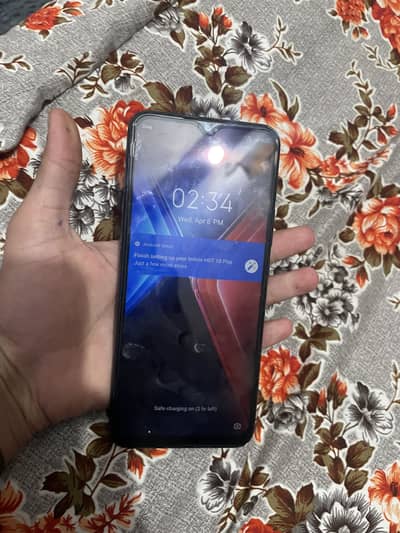 Infinixhot 10 play koi masala nhi ha Mobil ma beast mobile ha