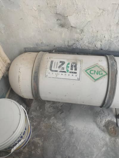 uzer cng cylinder with kit for vitz mehran and cultus