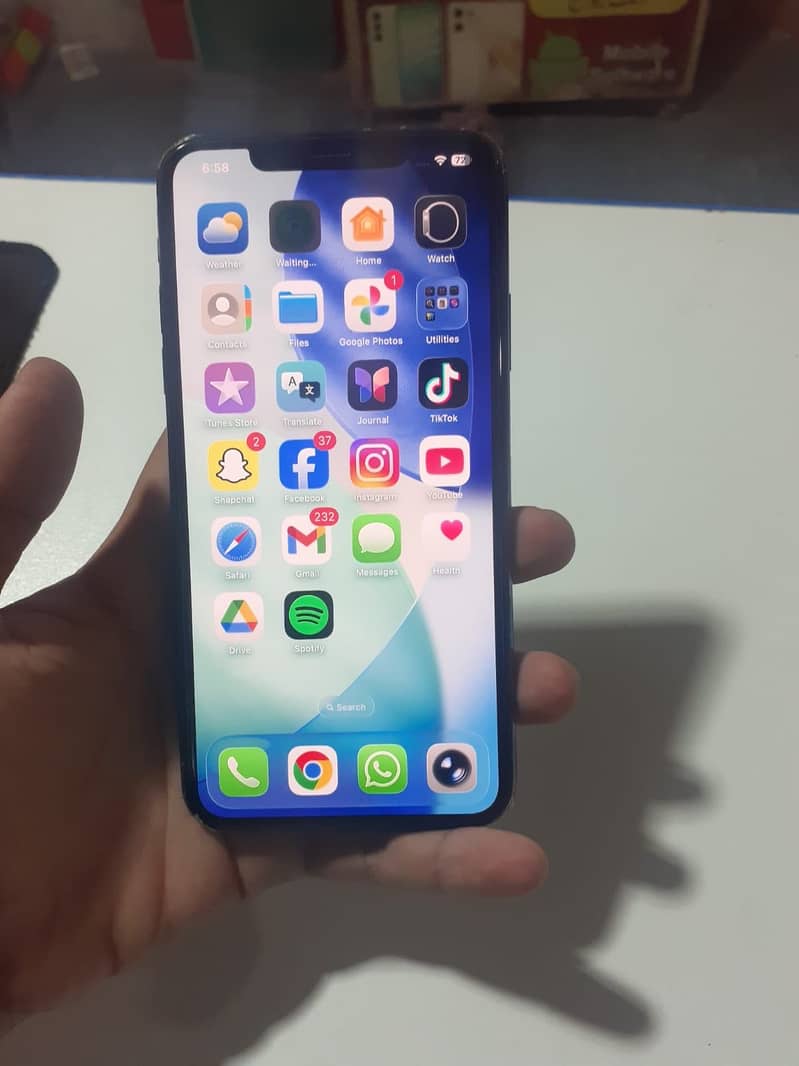 iphone 11 pro max 3