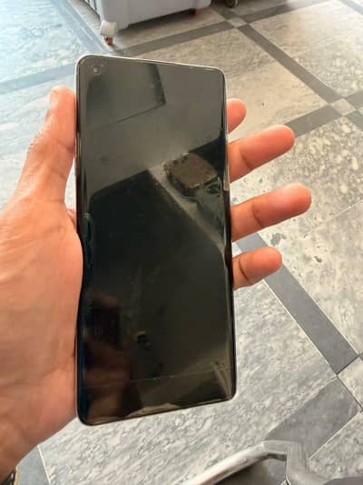 Oneplus 8 (8/128). . without box and charger. . lifetime patched warranty