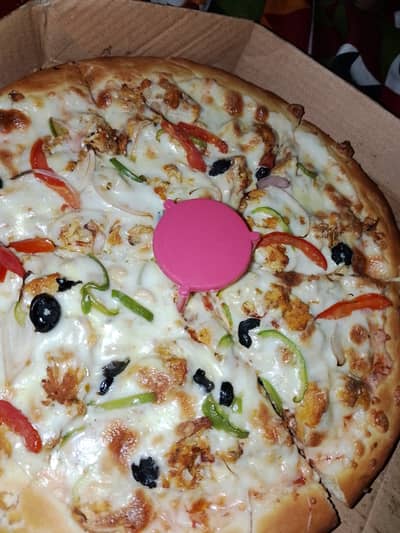 Burger shawrma ka karigar chahya