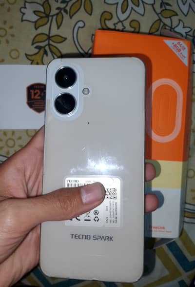 Tecno spark go 2 Very Good Condition with Box All Acceriors