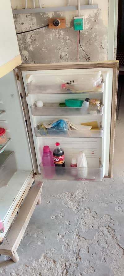 HK Dawlance Refrigerator Genuine