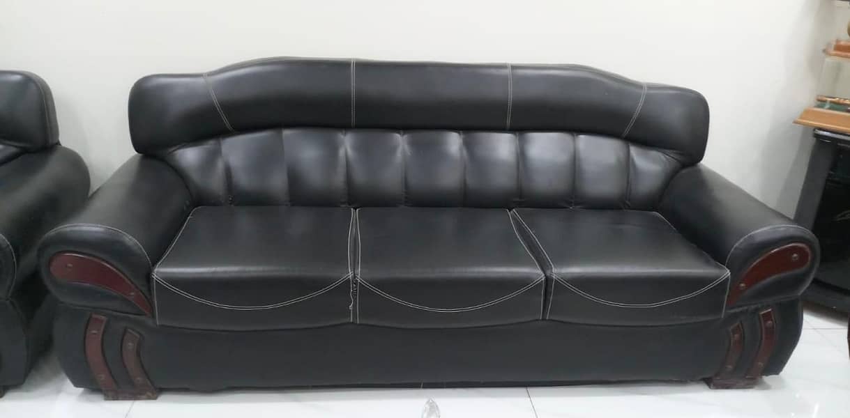 leather sofa 4