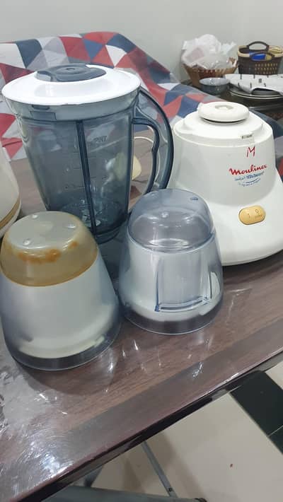 Imported Blender with jug and dry grinders