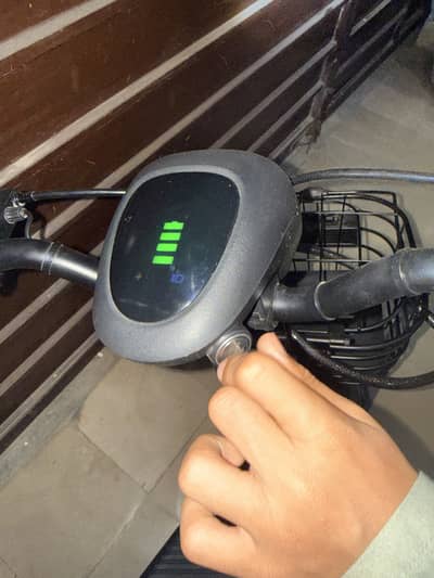 Metro electric scooty