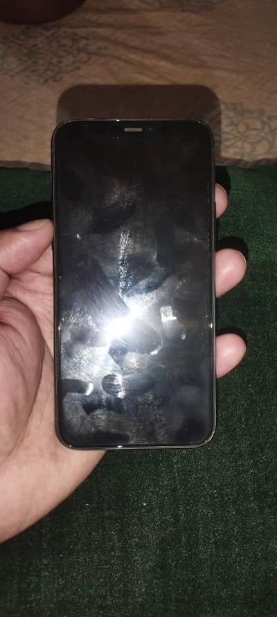 I want to sell iphone 11pro  i cloud lock