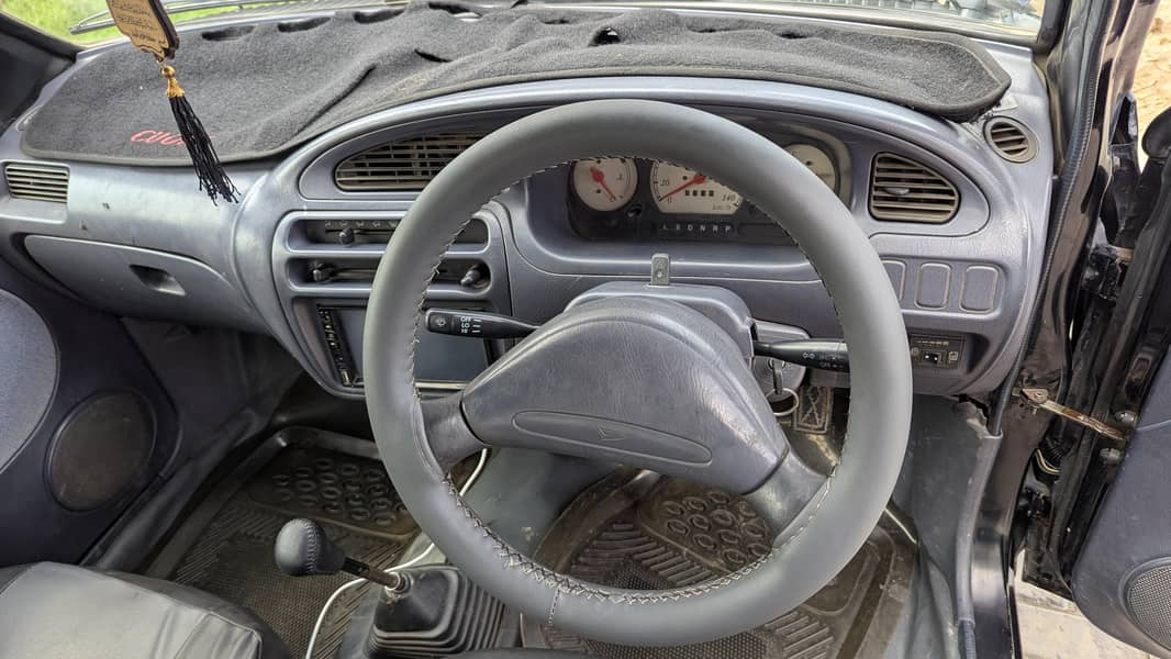 Daihatsu coure 2007 8