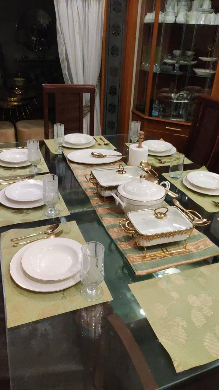 Dinning table set 0