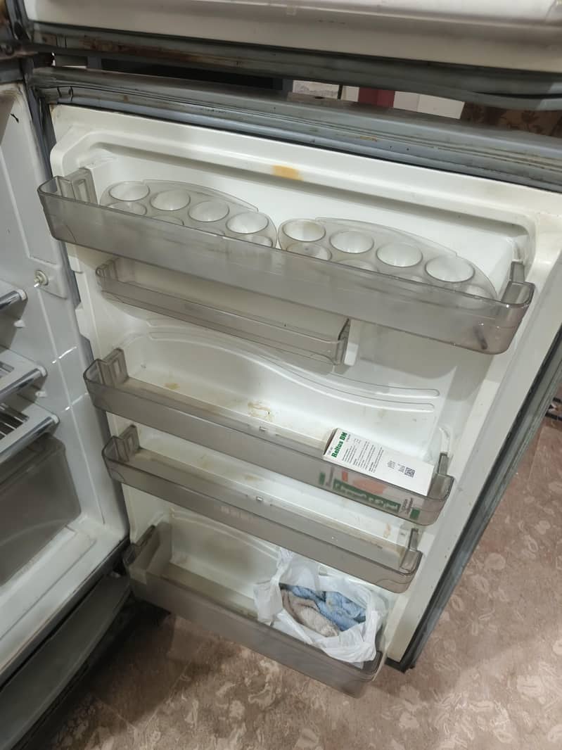 refrigerator 4
