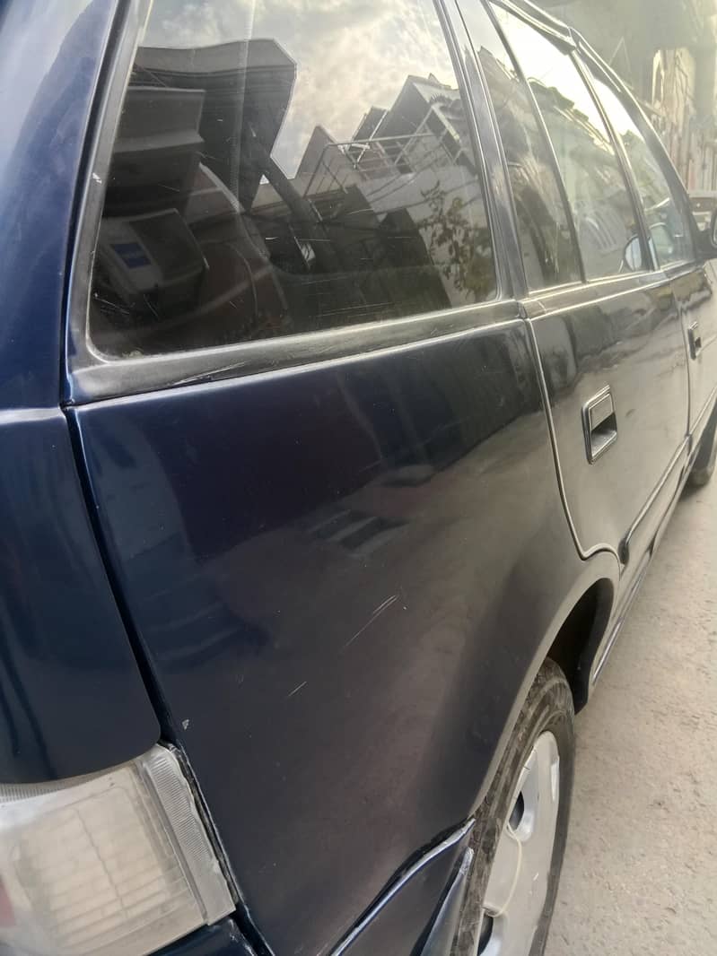 چھت ڈگی جان باقی ساری پینٹ ہے گاڑی میں کسی قسم کا کوئی کام نہیں ہے 15